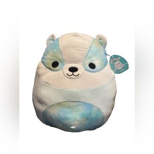 Banks the Badger Squishmallows 16” BNWT